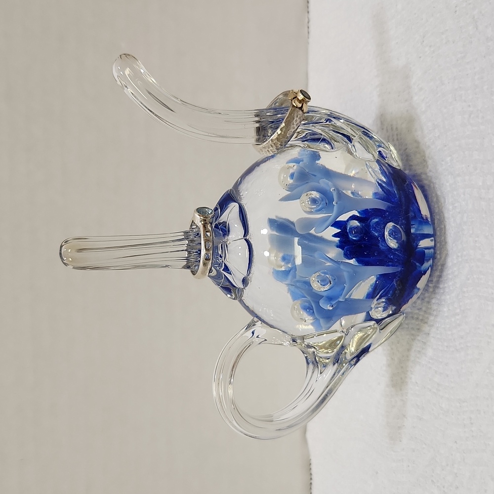 Glass ring holder paperweight St. Clair